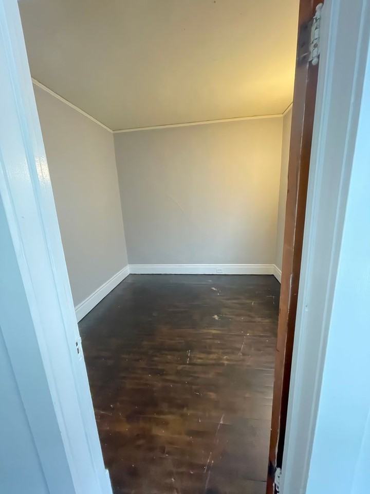 6 Mcfarlan Ave - Photo 7 of 9