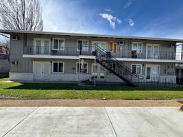 featured image of 624 Berrydale Ave