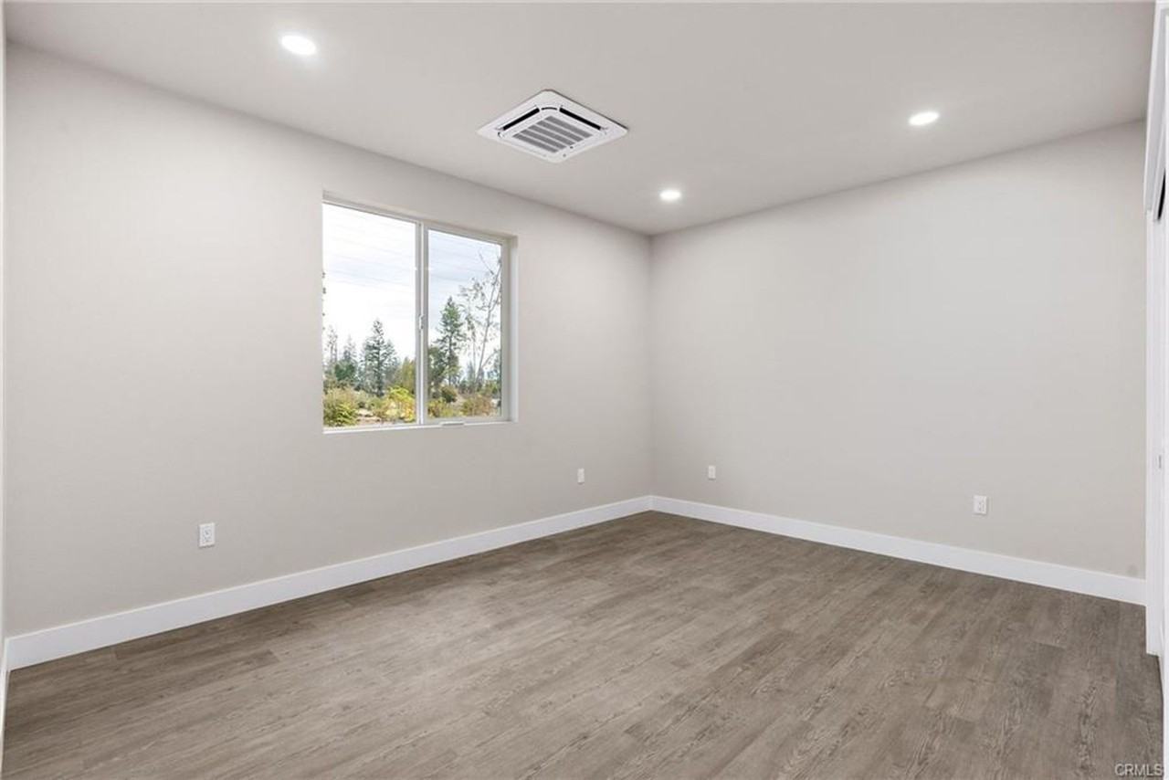 5589 Linrich Ln - Photo 6 of 10