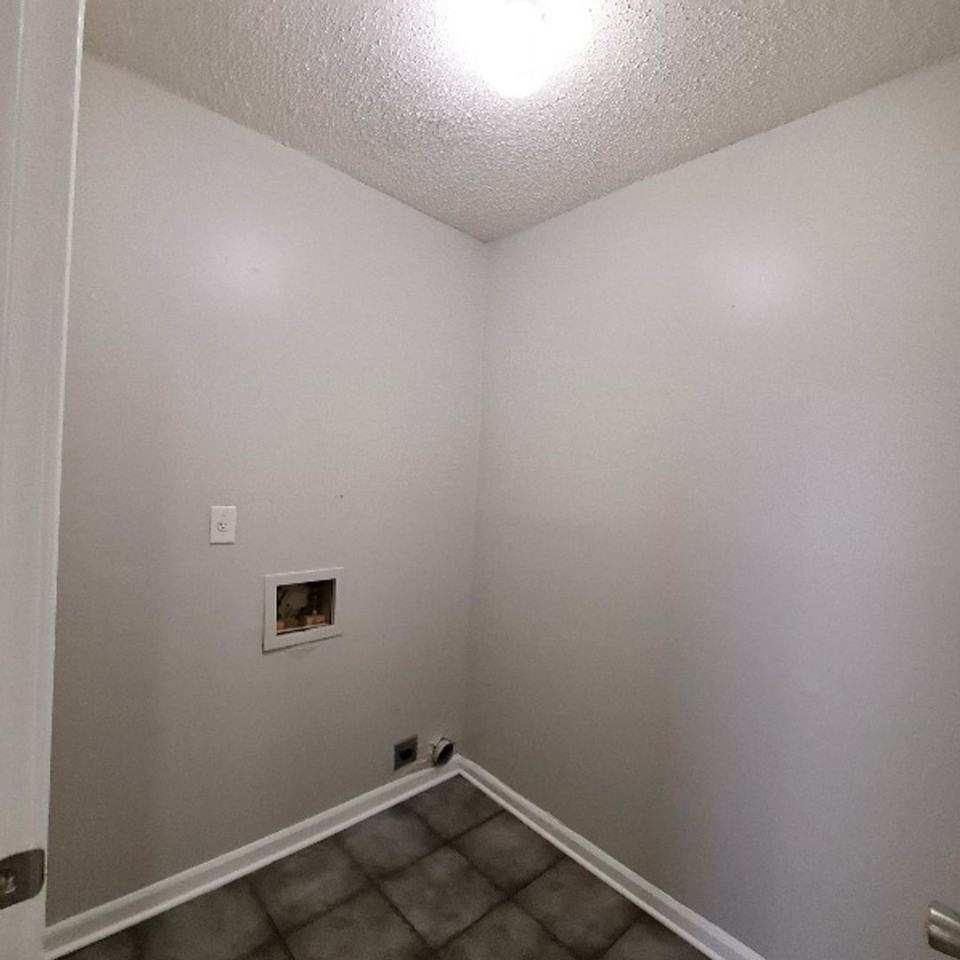 3325 Cristil St - Photo 7 of 13
