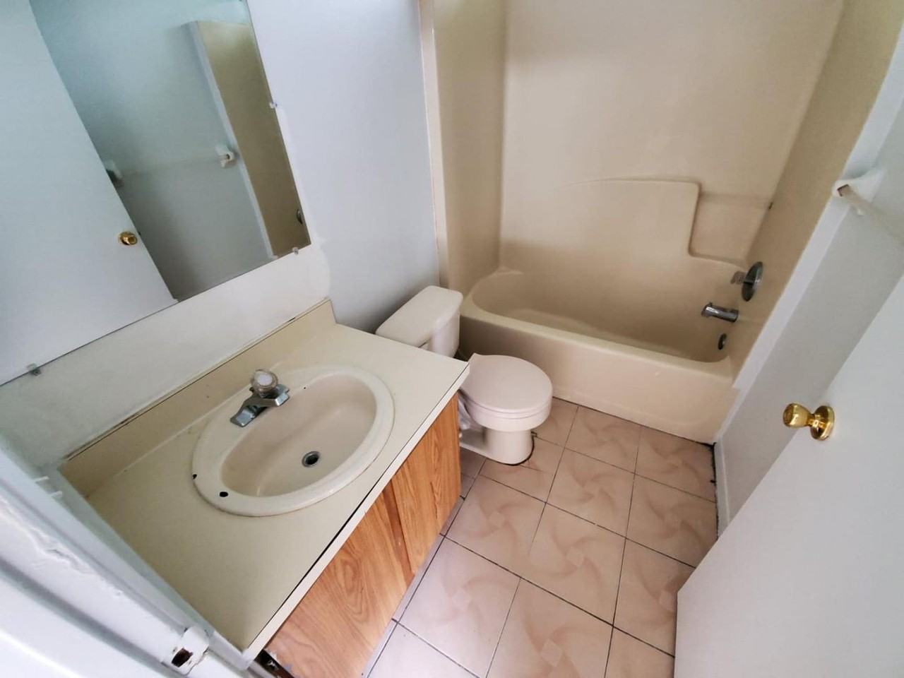 4029 Kaluga Park St - Photo 5 of 8