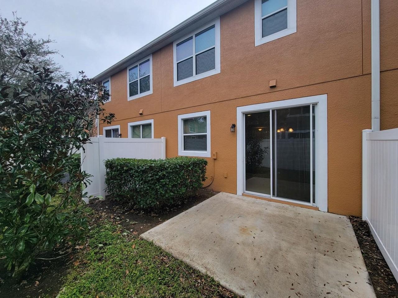 9571 Silver Buttonwood St - Photo 6 of 19