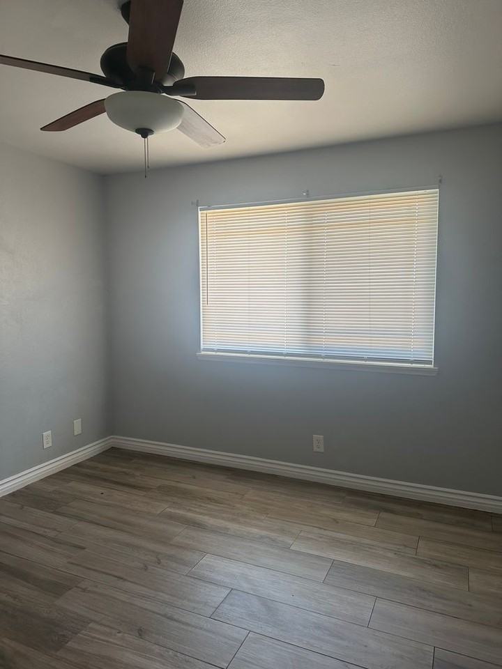 22259 Shandin Rd - Photo 5 of 7