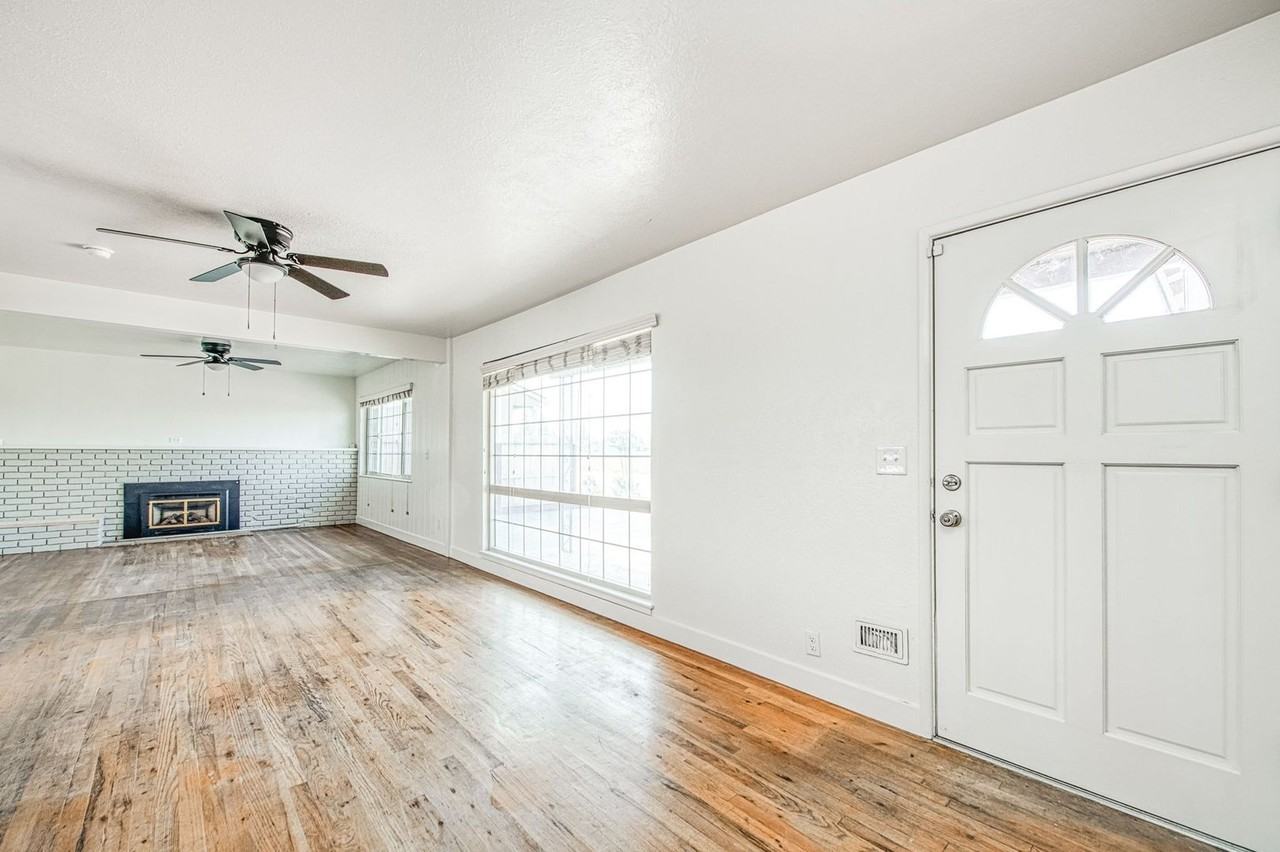 245 Minnewawa Ave #A - Photo 6 of 28