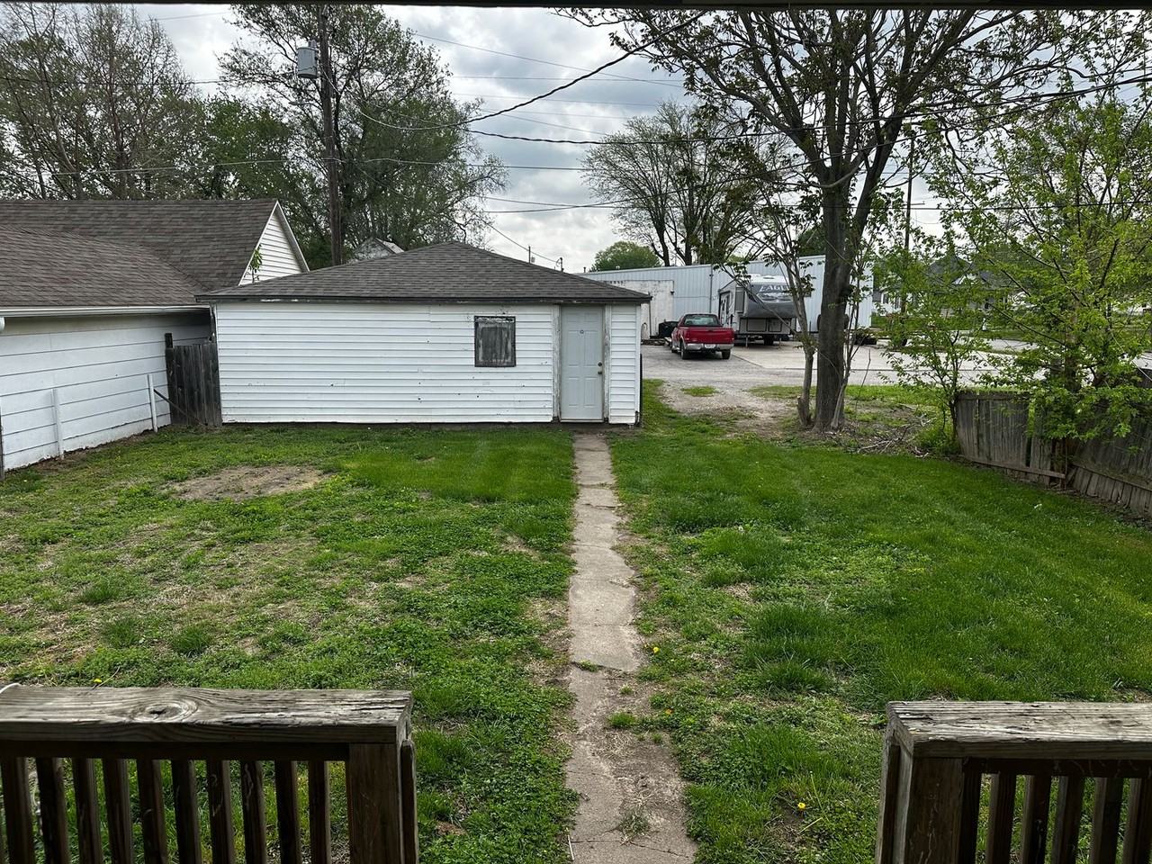 6229 Sherman St - Photo 2 of 5