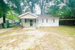 featured image of 2111 Yarbrough St