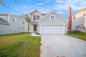 featured image of 1002 Chittock Ave