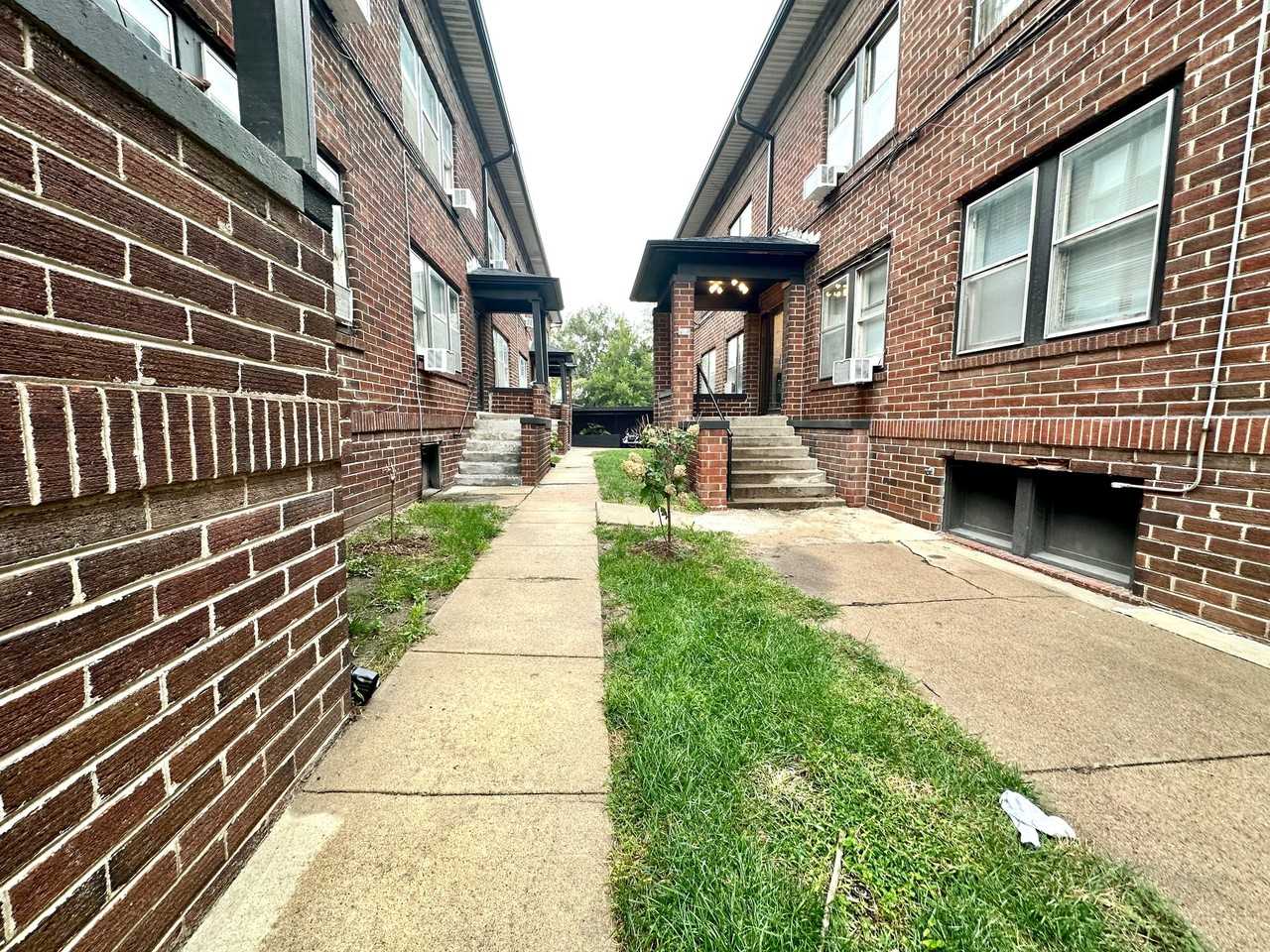 120 N 6th St - Photo 2 of 20