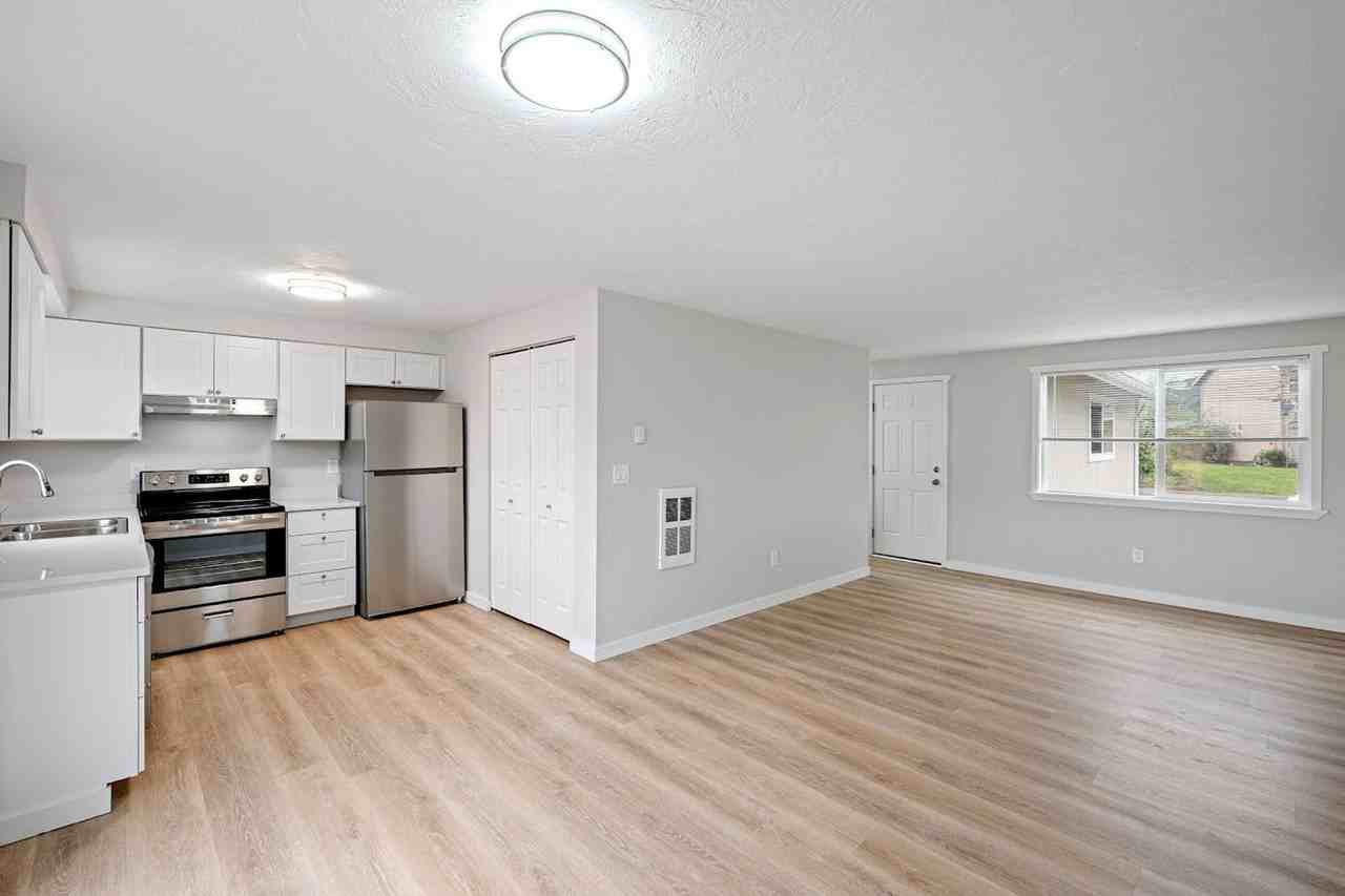 765 N Cloverleaf Loop - Photo 6 of 18