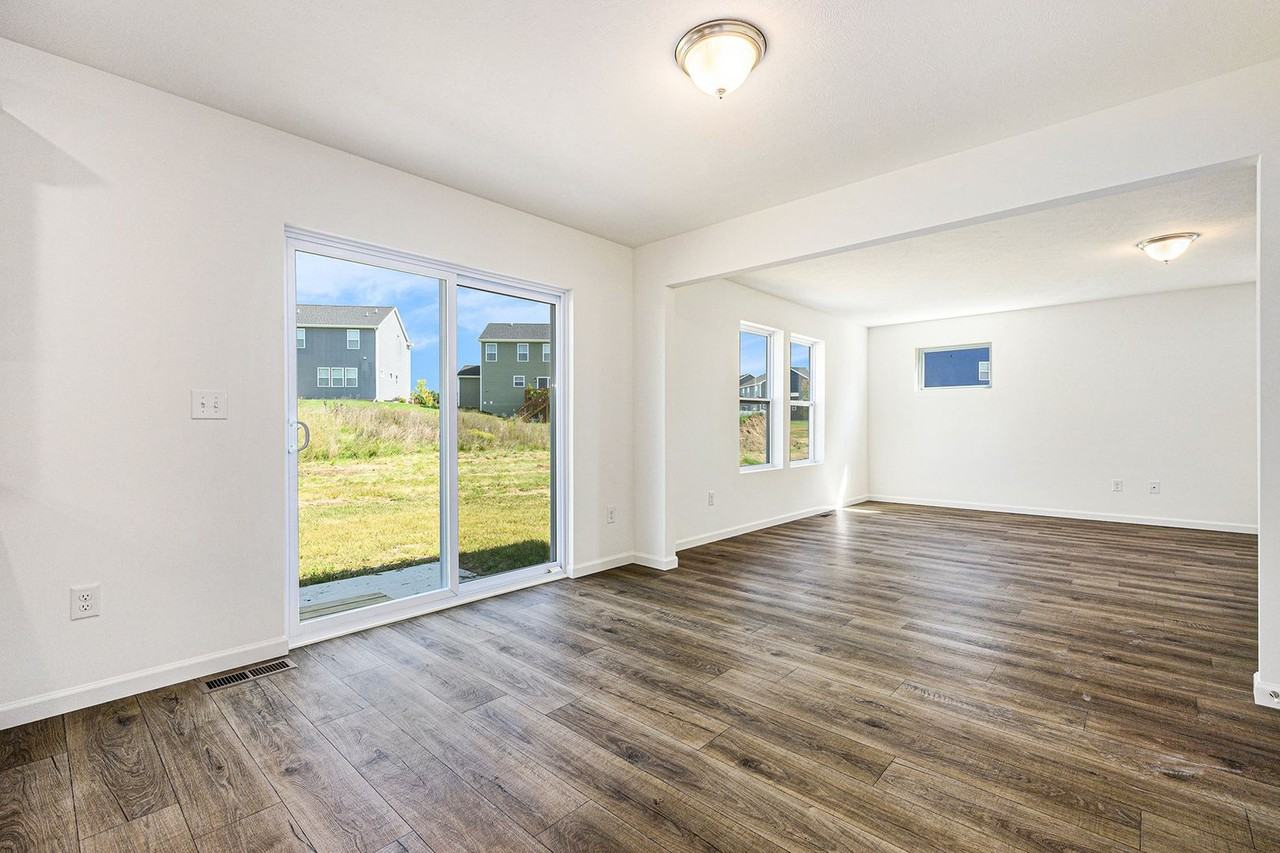 646 Benson Rd - Photo 7 of 21