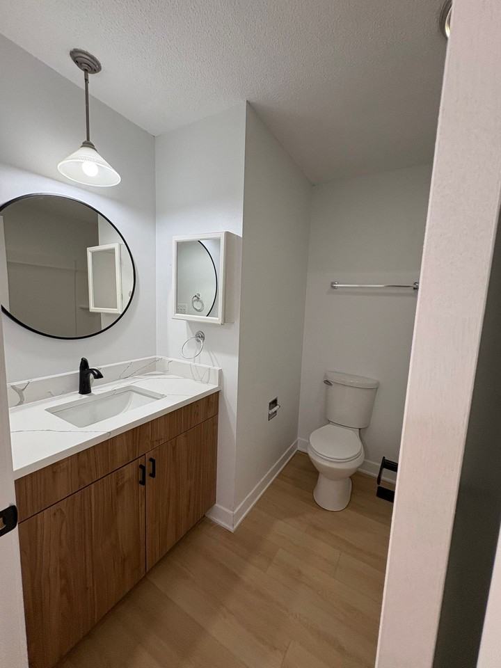 Beautiful Duplex on West Charter - Photo 5 of 11