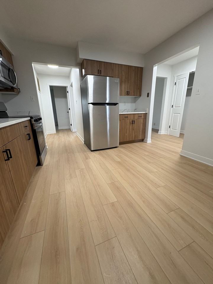 Beautiful Duplex on West Charter - Photo 7 of 11