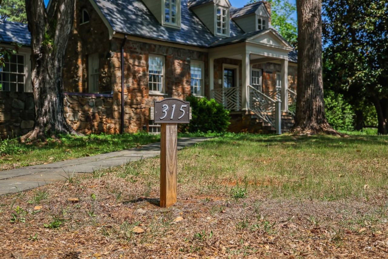 315 Foxhaven Farm - Photo 3 of 50