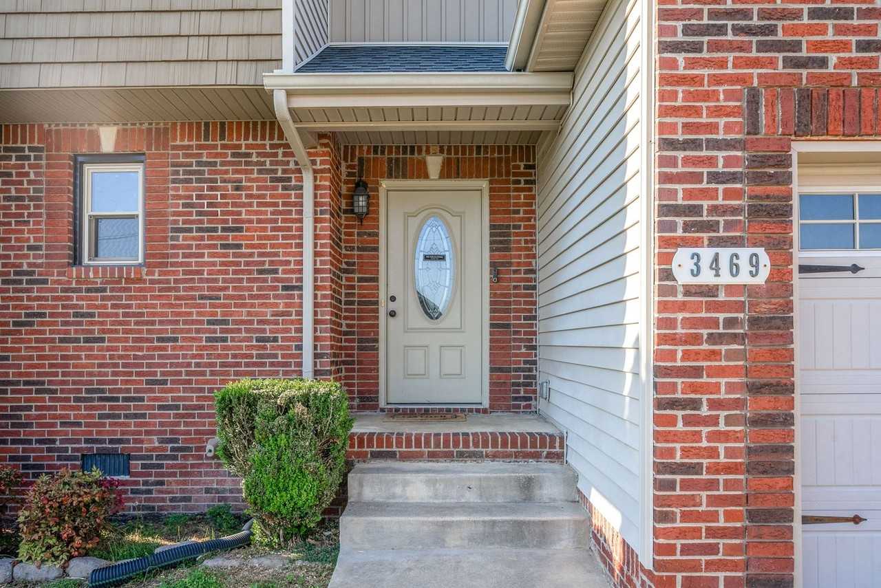 3469 Bradfield Dr - Photo 4 of 34