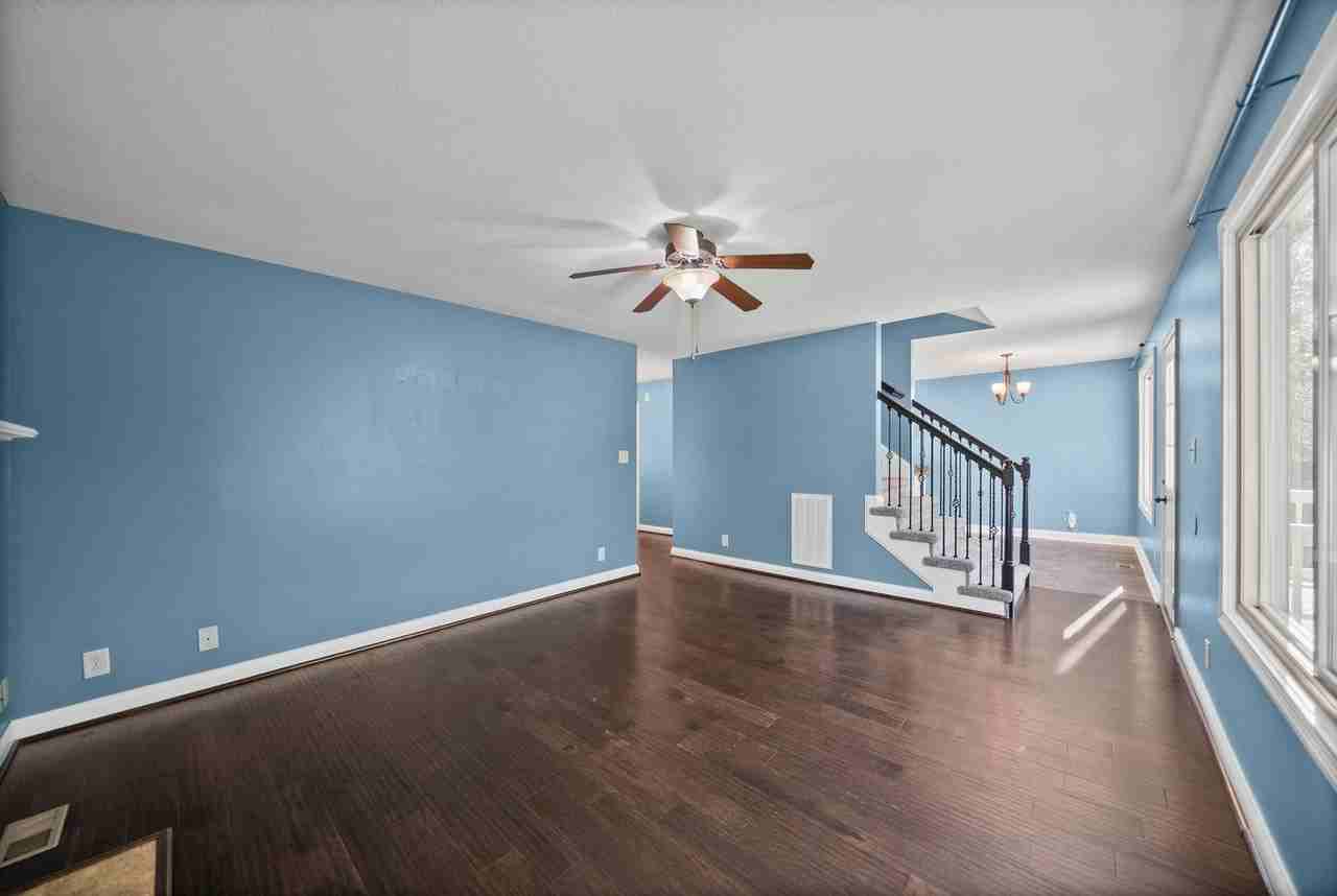 3469 Bradfield Dr - Photo 6 of 34