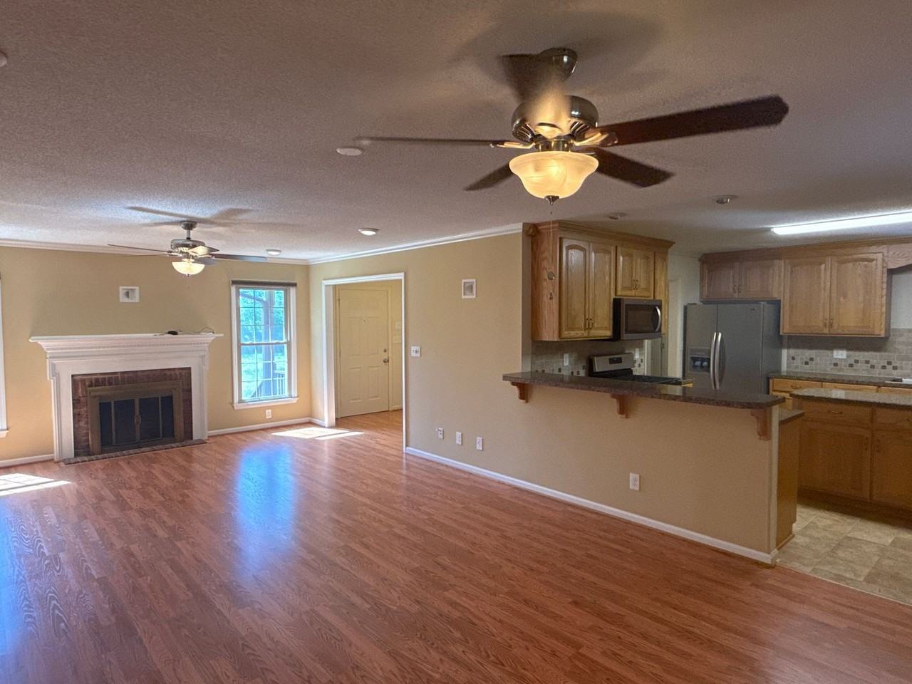 1131 Kendrick Rd - Photo 2 of 17