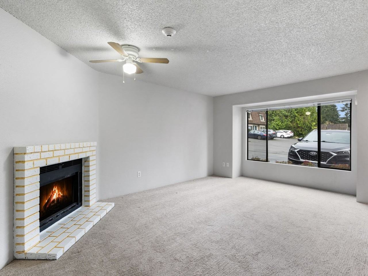 4432 176th St Sw - Photo 4 of 22