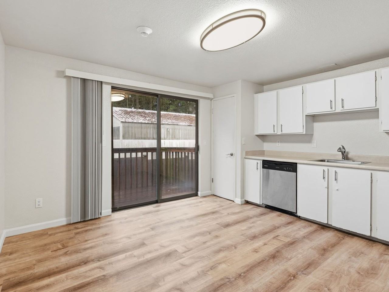 4502 176th St Sw - Photo 6 of 23