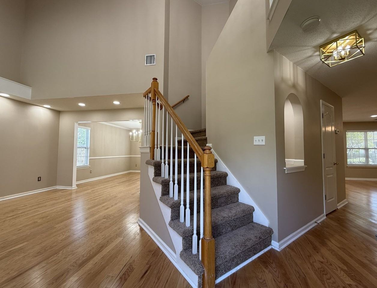 782 Michelle Dr - Photo 2 of 22