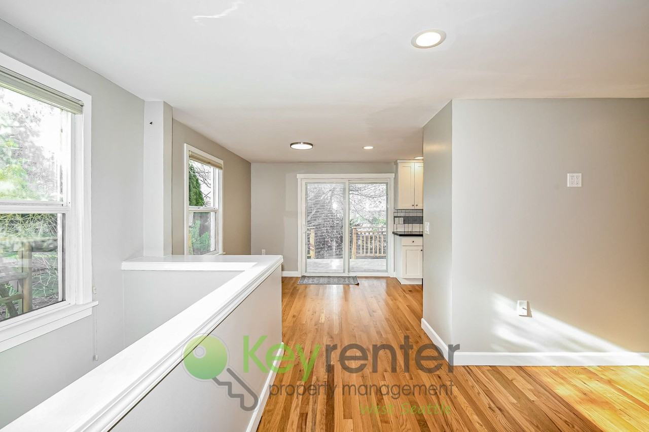 7474 S 116th St - Photo 7 of 27