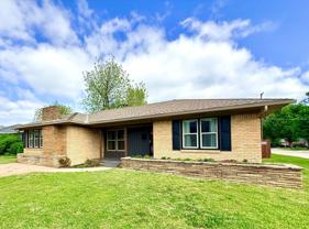 2321 Nw 50th St - Photo 1 of 1