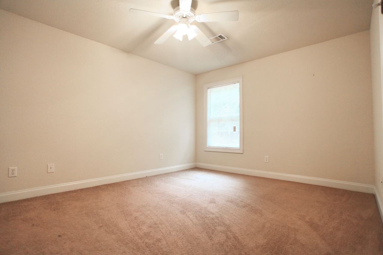 807 W Longleaf Dr #12 - Photo 5 of 18