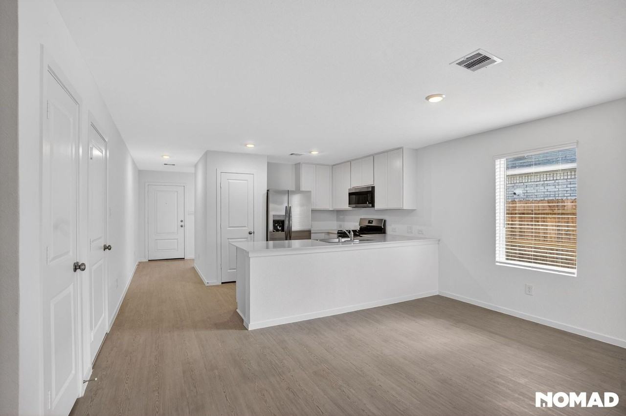 1519 Rose Blush Ln - Photo 5 of 36