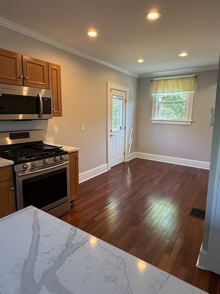 11 Tower Hill Rd - Photo 5 of 20