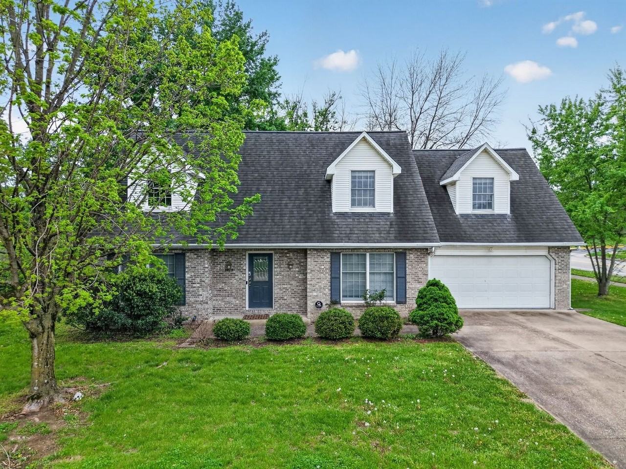 1008 Royal Birkdale Dr - Photo 3 of 35