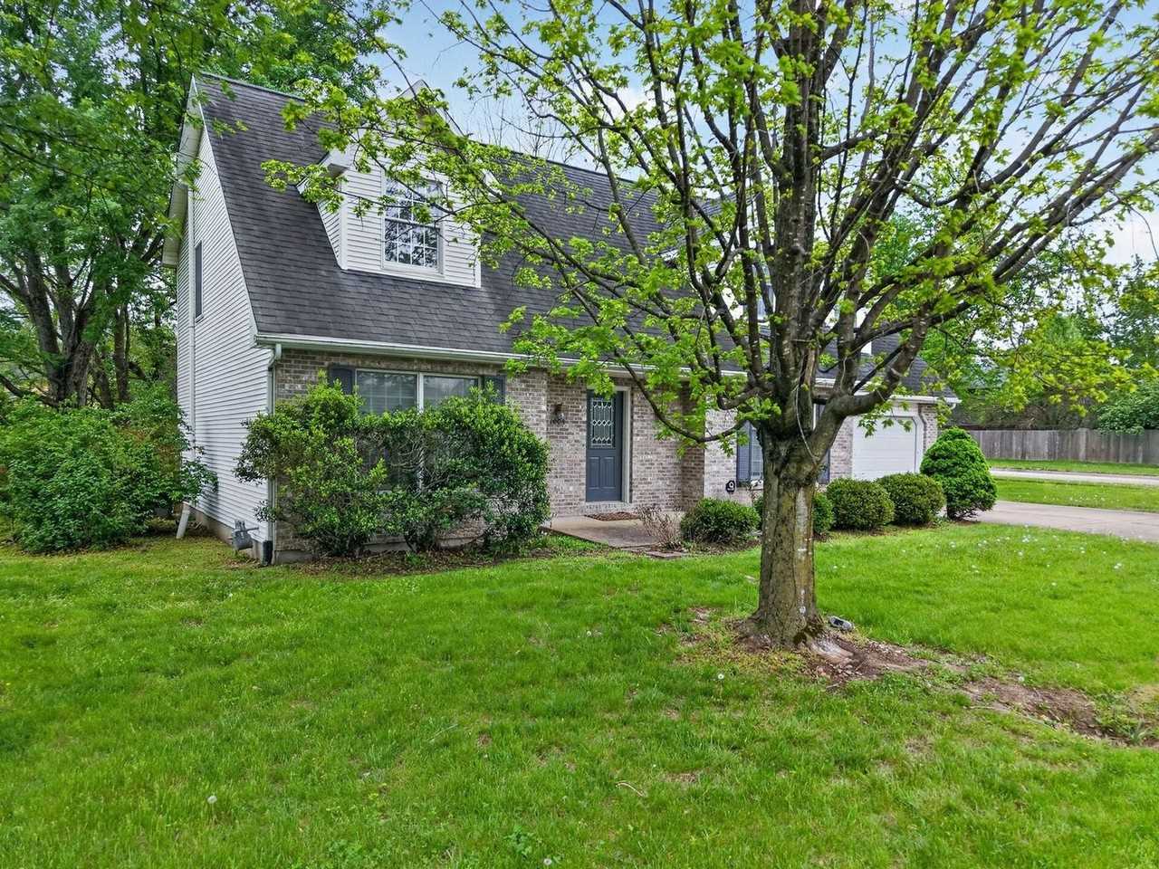 1008 Royal Birkdale Dr - Photo 4 of 35