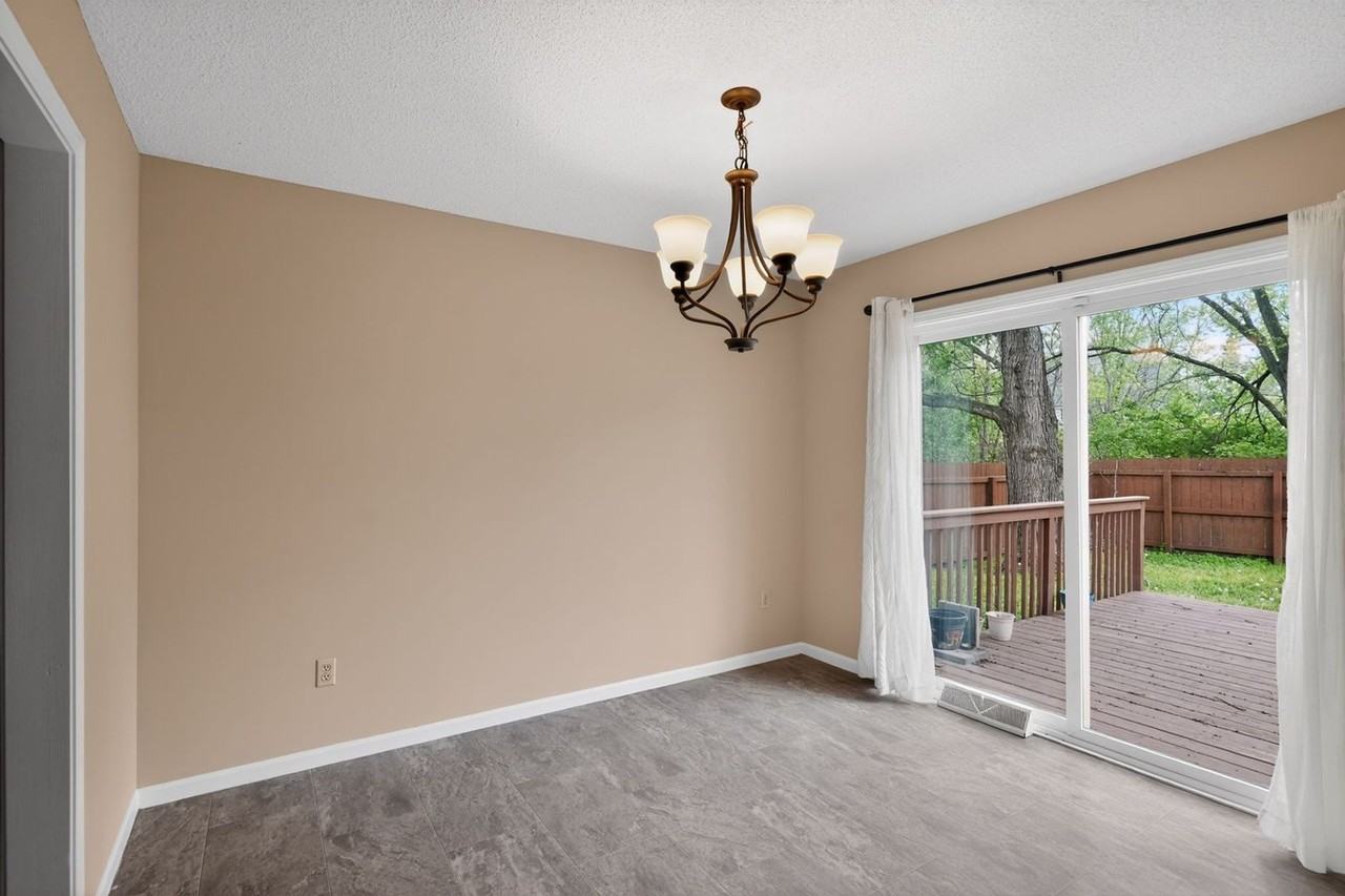 1008 Royal Birkdale Dr - Photo 3 of 35