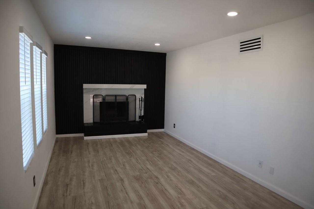 396 Judd St - Photo 2 of 48