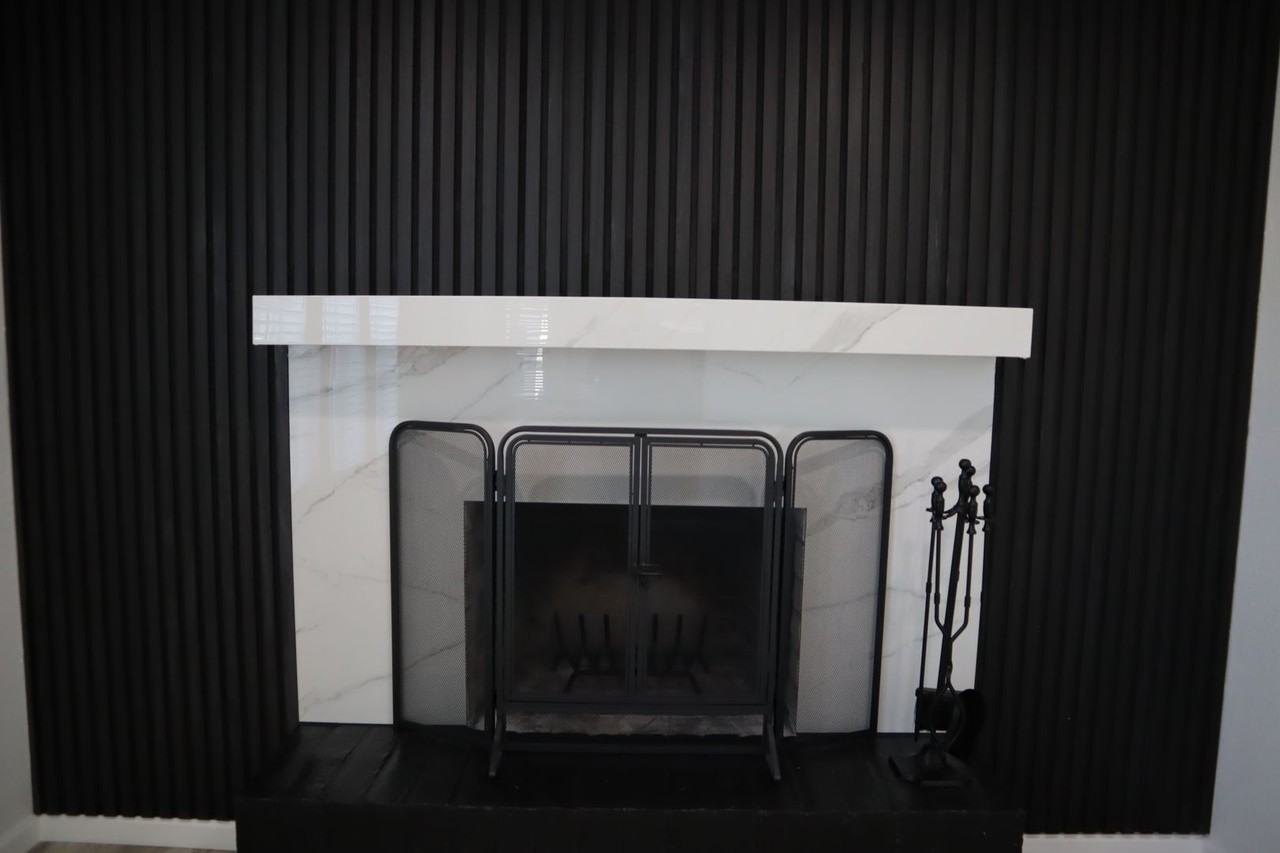 396 Judd St - Photo 4 of 48