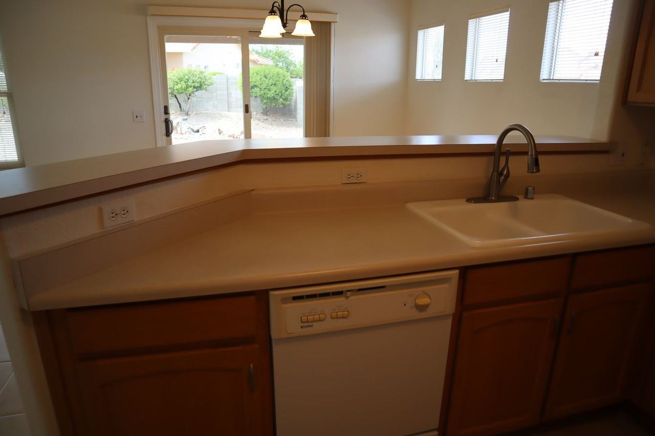 2630 Lemoor Ct - Photo 7 of 46