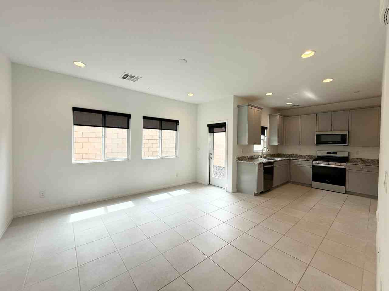 69 Ella Ashman Ave - Photo 6 of 27