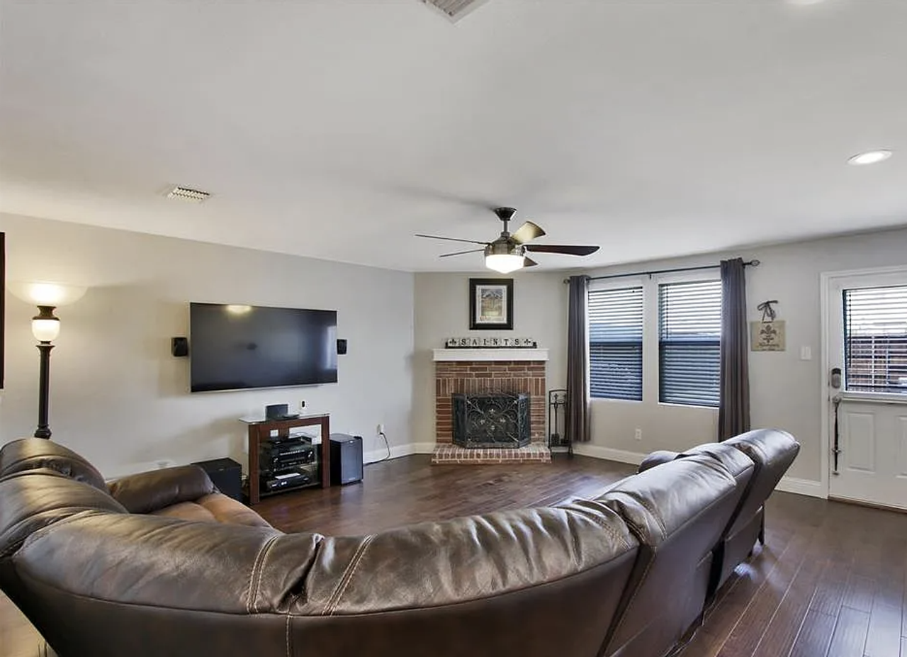 1007 Shelborn Dr - Photo 6 of 24