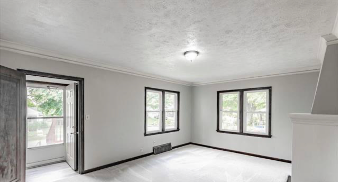 4301 Emmet St - Photo 2 of 10