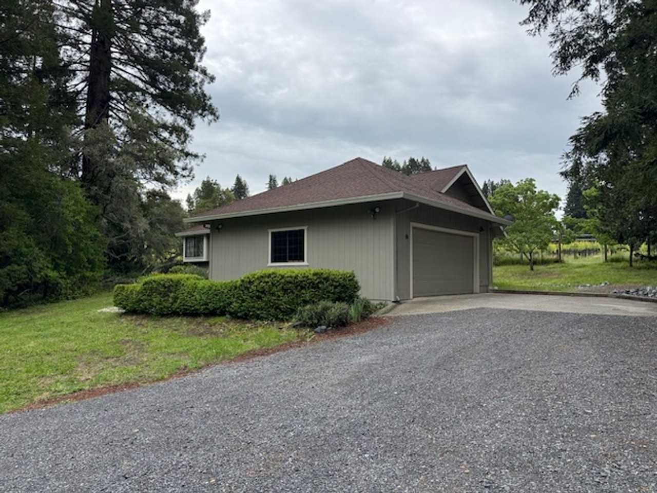 14331 Occidental Rd - Photo 2 of 20