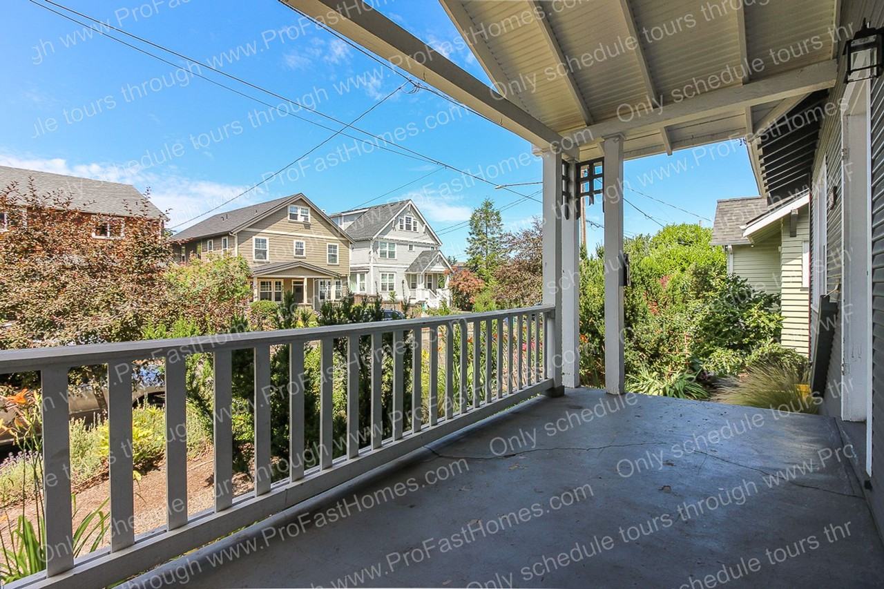 4626 Ne 29th Ave - Photo 4 of 27