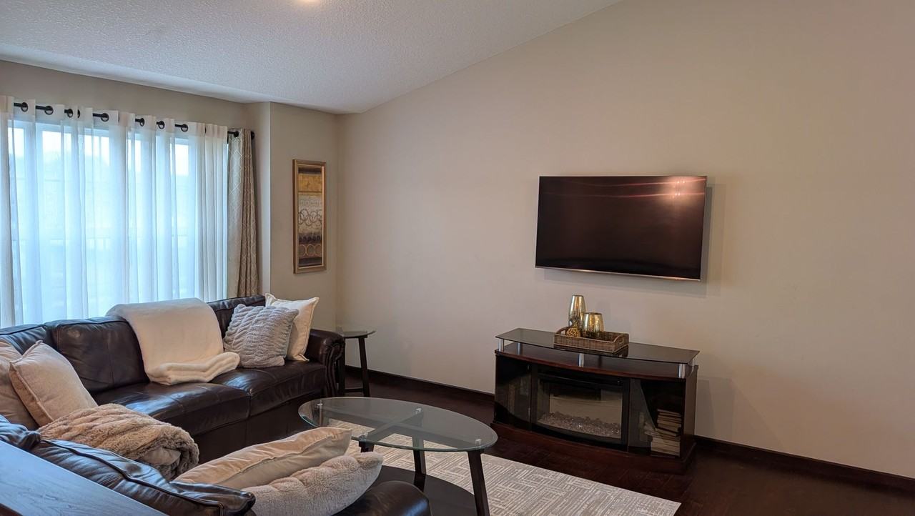 12669 Jamestown St Ne - Photo 5 of 20