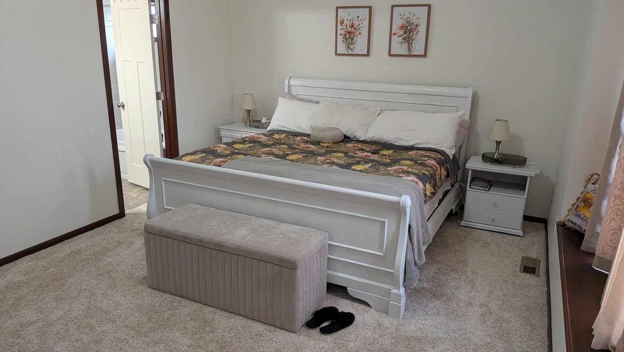 12669 Jamestown St Ne - Photo 6 of 20