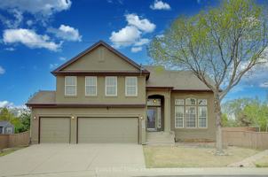 featured image of 13252 Pearl Cir
