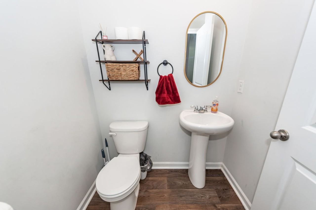 214 Wild Strawberry Ln - Photo 7 of 40