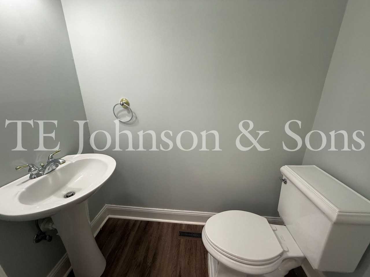 435 Marshall View Ct - Photo 6 of 45