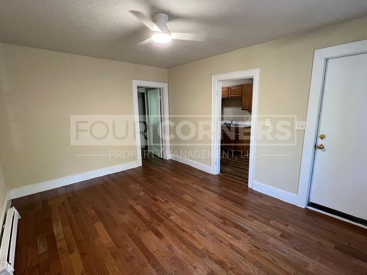 408 N Guthrie Ave - Photo 2 of 5