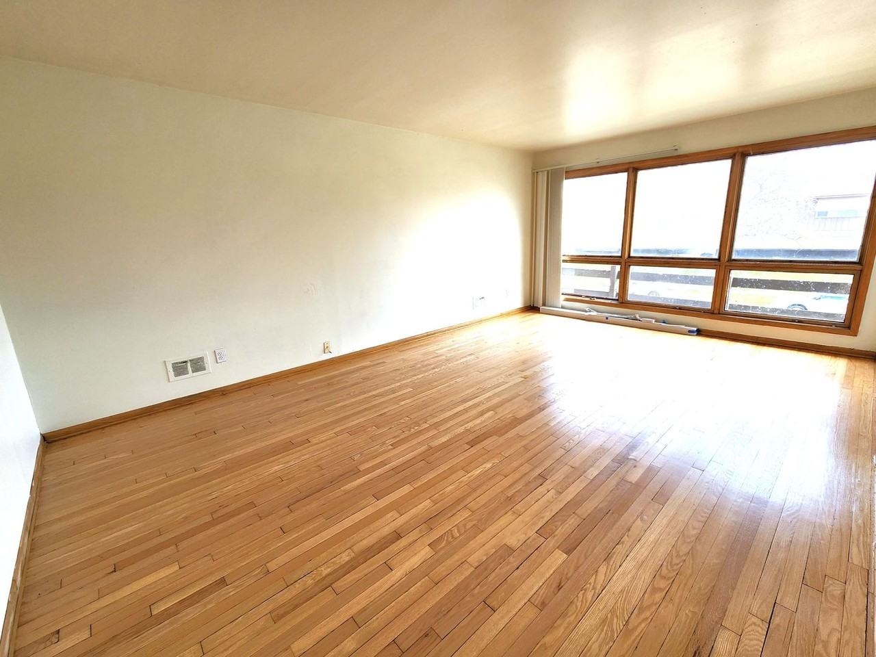 4309 N 91st St - Photo 3 of 11