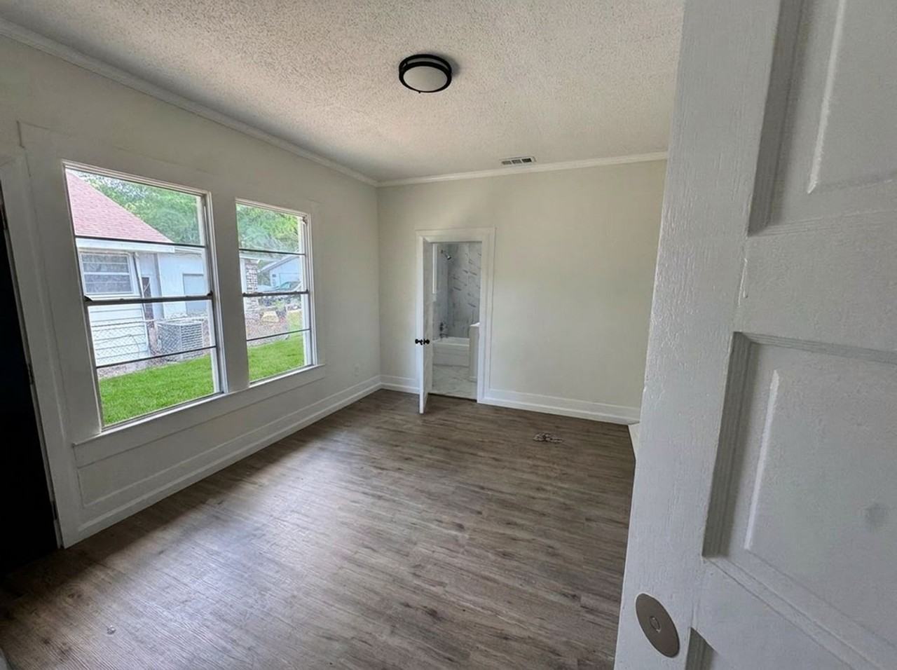 611 Dauphin Island Pkwy - Photo 6 of 8