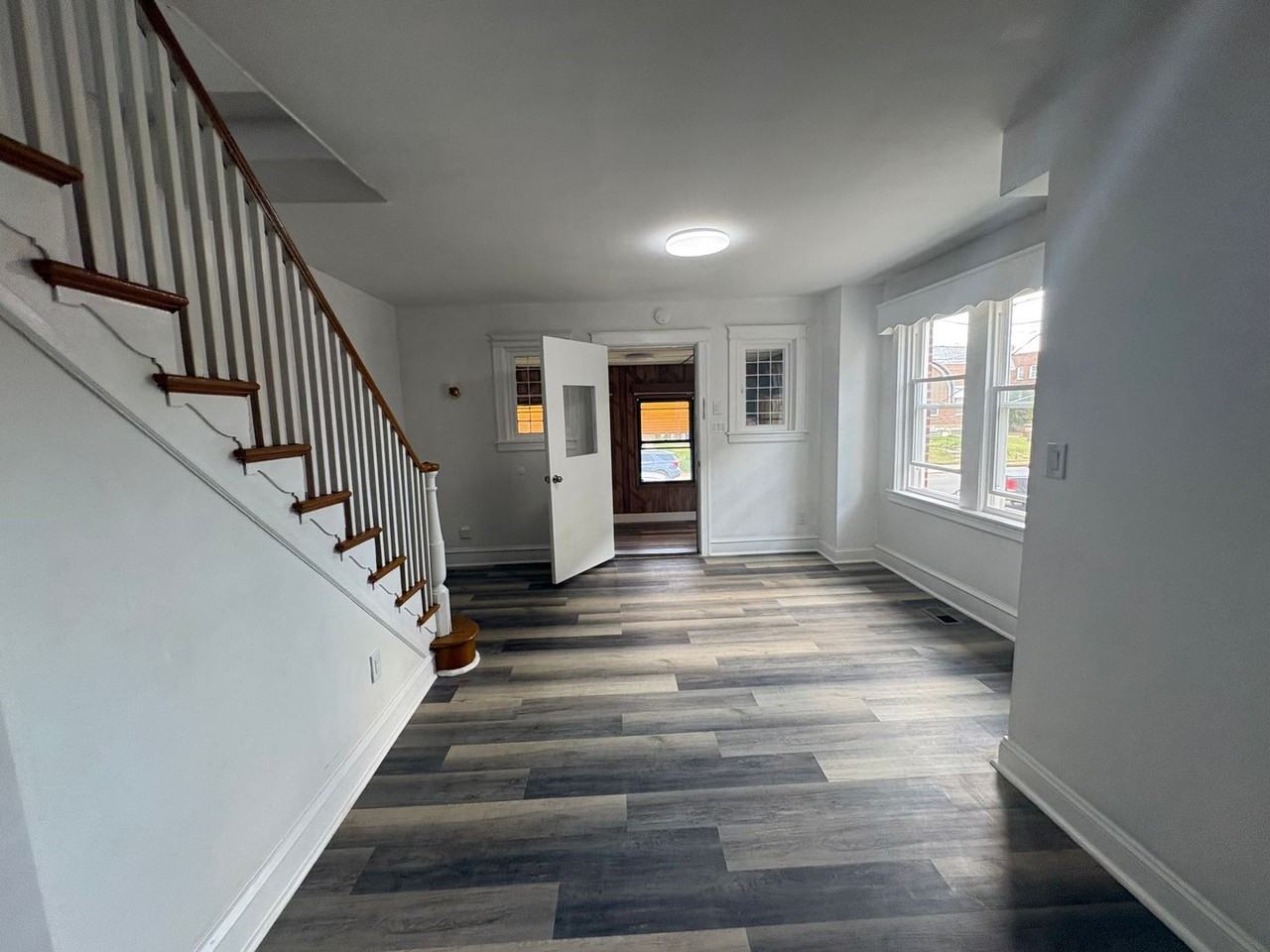 1806 Hoffnagle St - Photo 5 of 15