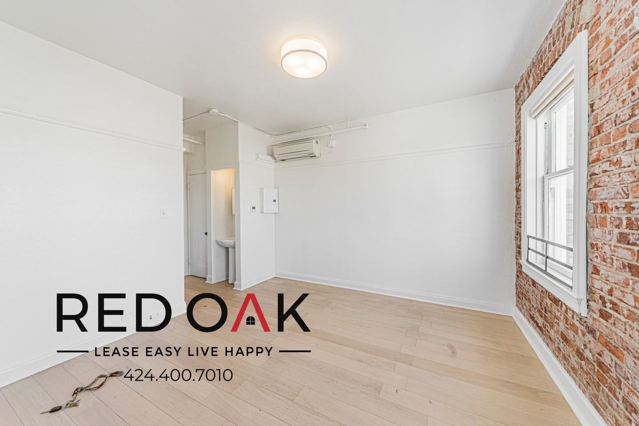 ICO Glendale Flats LLC - Photo 4 of 16