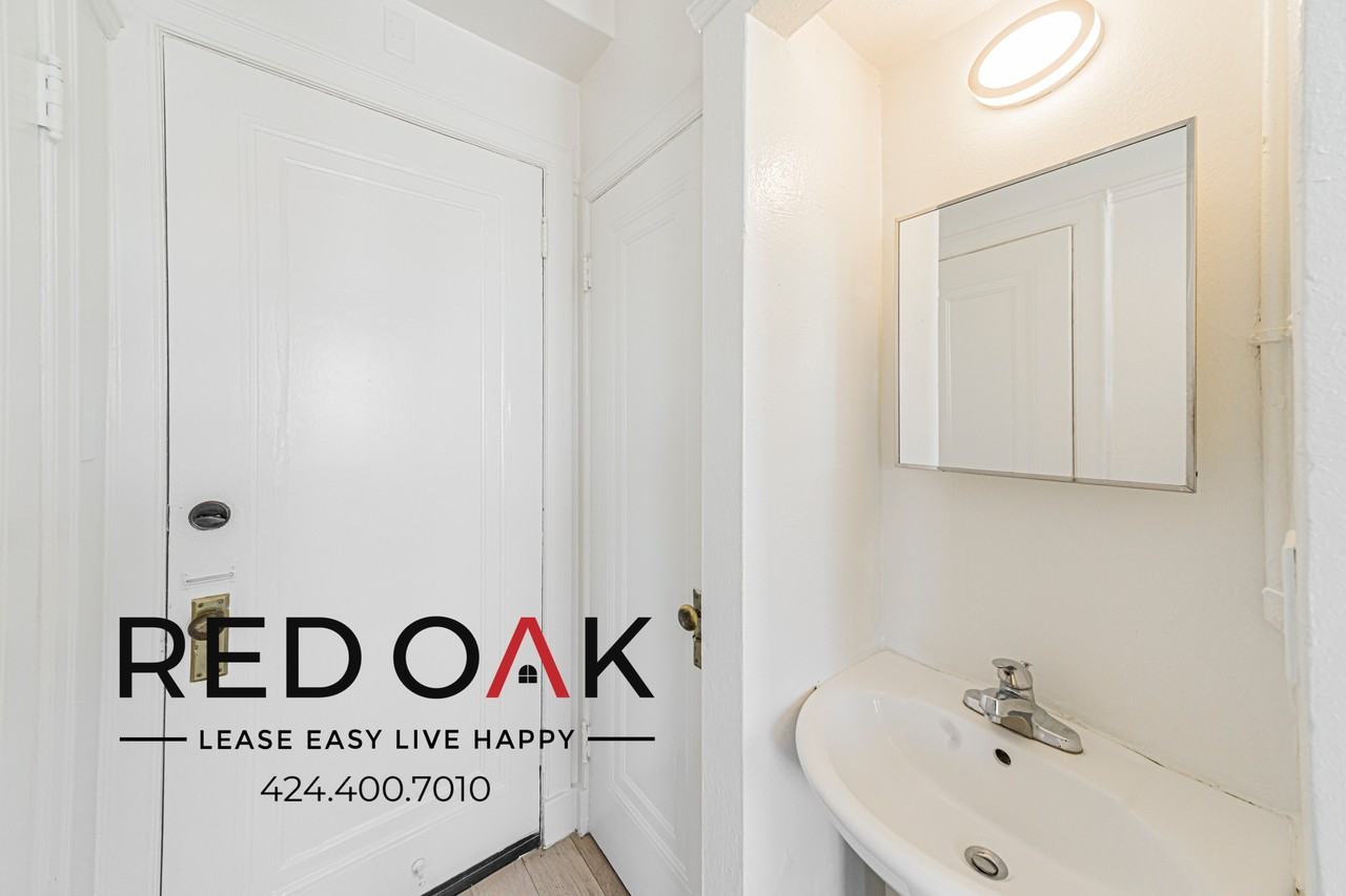 ICO Glendale Flats LLC - Photo 6 of 16